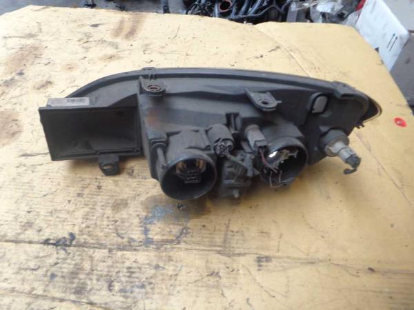 PHARE DROIT NISSAN - Vue 2